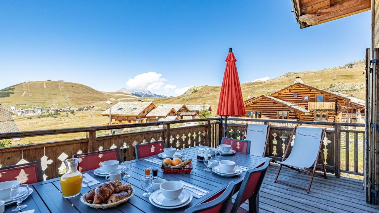 Madame Vacances Les Chalets De L'Altiport Alpe d'Huez Buitenkant foto