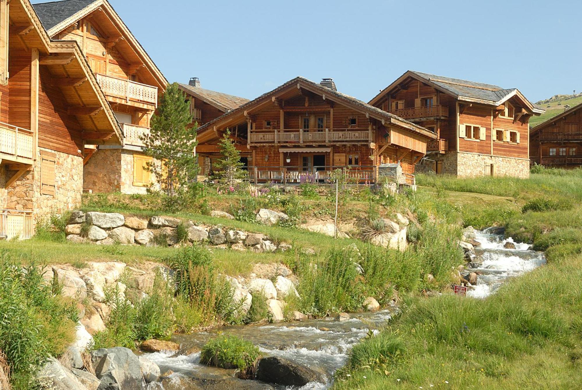 Madame Vacances Les Chalets De L'Altiport Alpe d'Huez Buitenkant foto